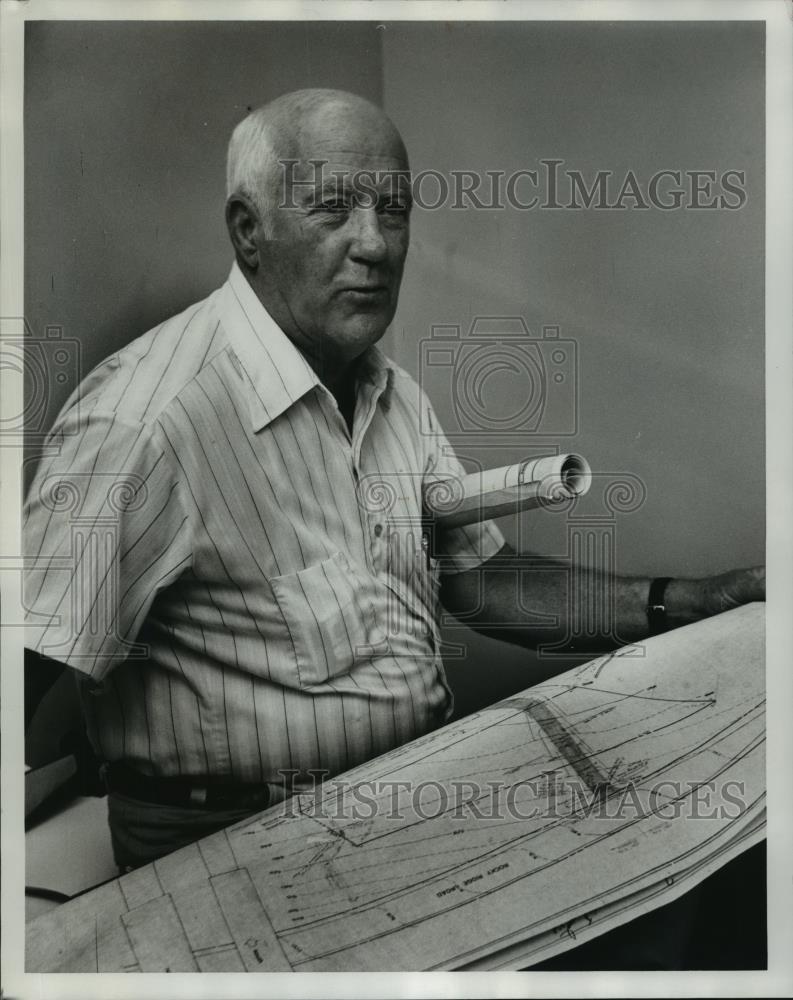 1978 Press Photo County Public Works Employee Mickey Weaver - abna20850 - Historic Images