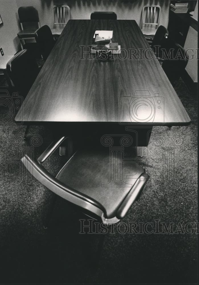 1984 Press Photo Birmingham Police Department - Conference Room, Alabama - Historic Images