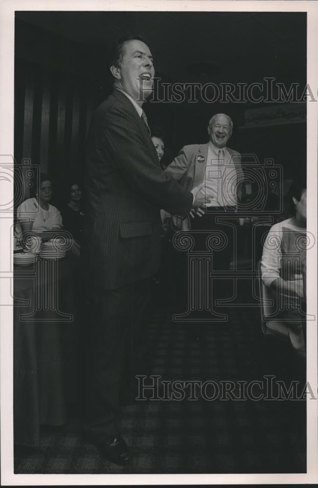 1986 Press Photo Bill Baxley, Alabama Politician, with Tom Drake - abna22062 - Historic Images