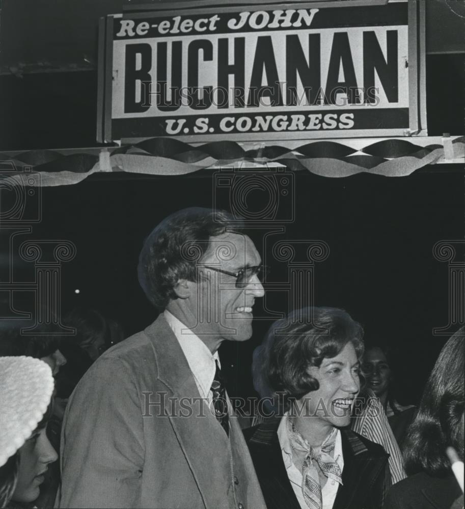 1976 Press Photo U.S. Representative John Buchanan and wife at campaign party - Historic Images