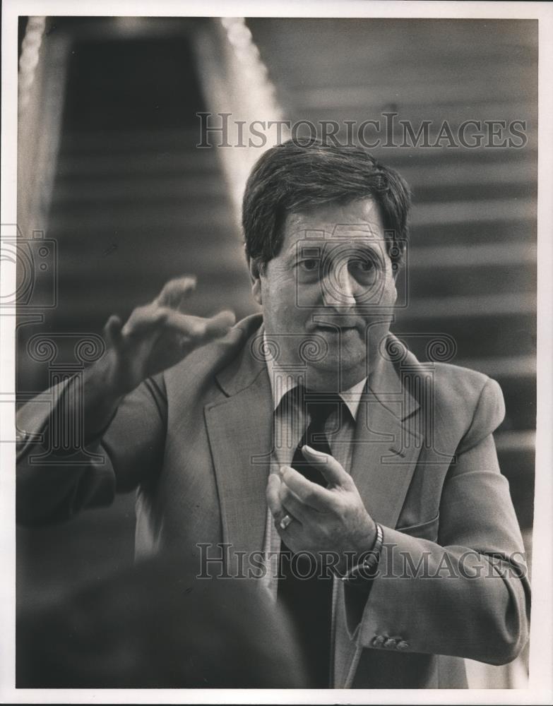 1990 Press Photo Gene Black of Samford University speaks - abna22244 - Historic Images