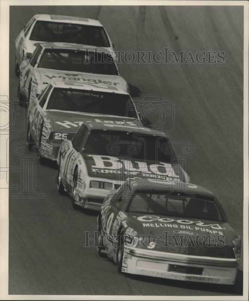 1987 Press Photo Five Stock Cars Racing Nose-To-Tail At 200 Miles Per Hour - Historic Images