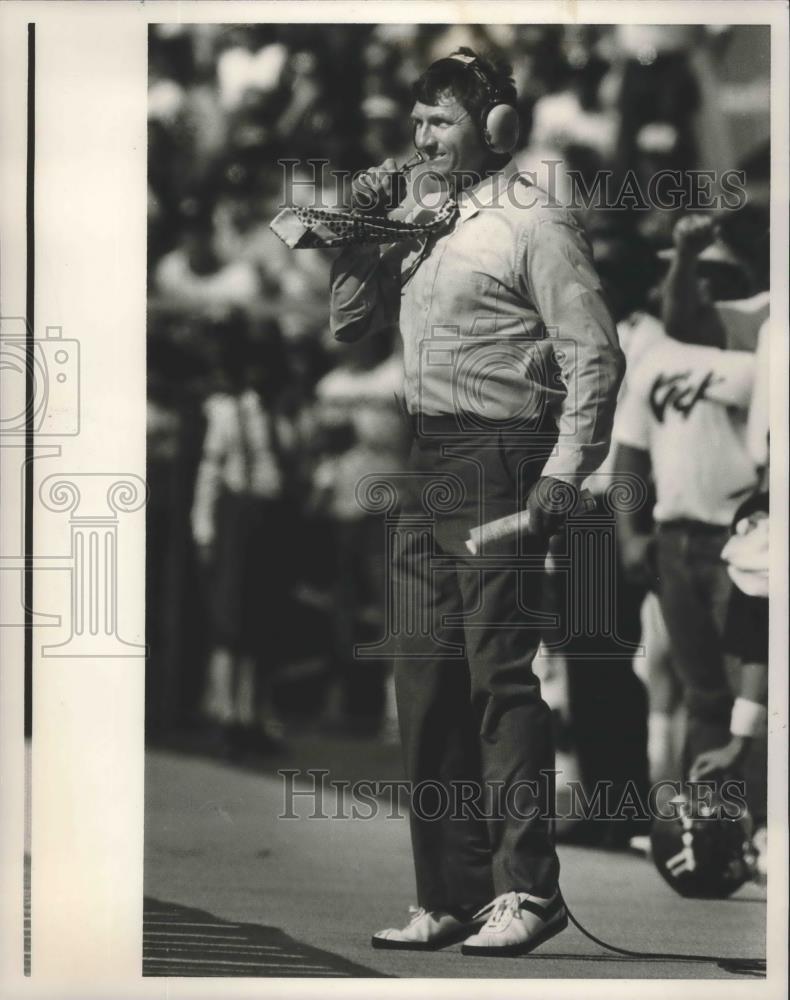 1986 Press Photo University Of Alabama Football Coach Ray Perkins On Sidelines - Historic Images