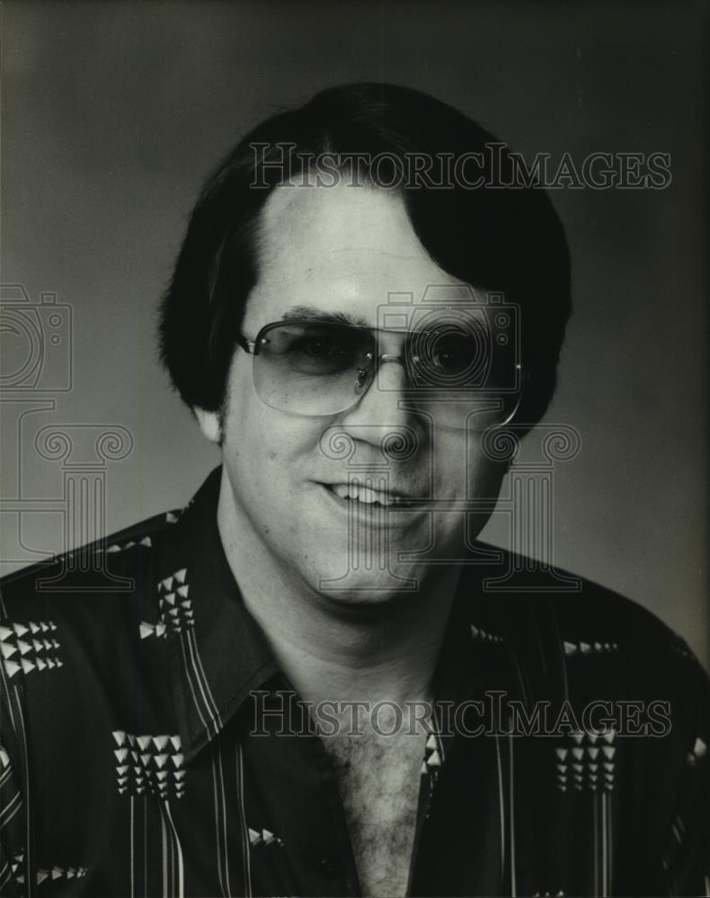 Mark Stack Mark Stack, Milwaukee, 1982 vintage press photo print - Historic Images