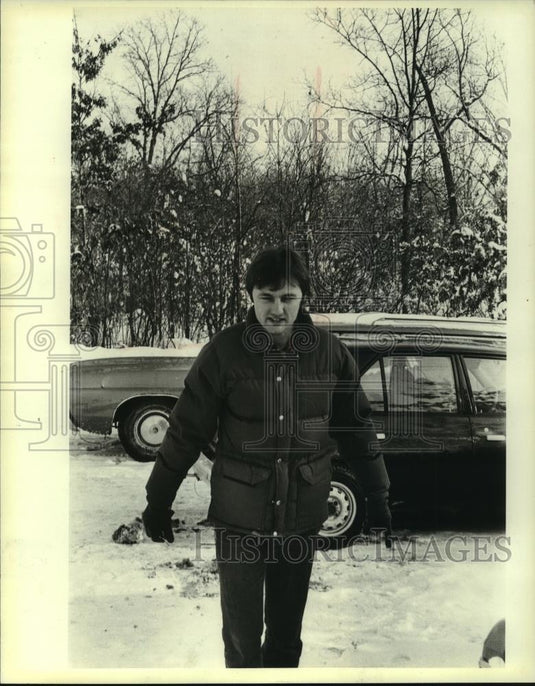 1983 Press Photo Wisconsin DNR fish manager Randy Schumacher - mjb93402 - Historic Images