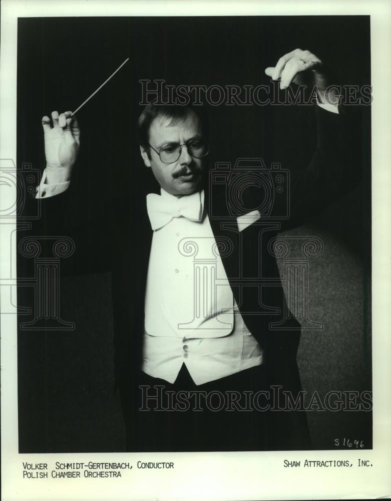 1987 Press Photo Conductor Volker Schmidt-Gertenbach at Pabst Theater - Historic Images