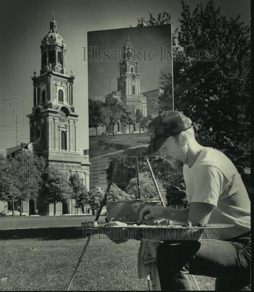 1983 Press Photo Peter Dombrowski, portrait artist, paints St. John&#39;s Cathedral - Historic Images