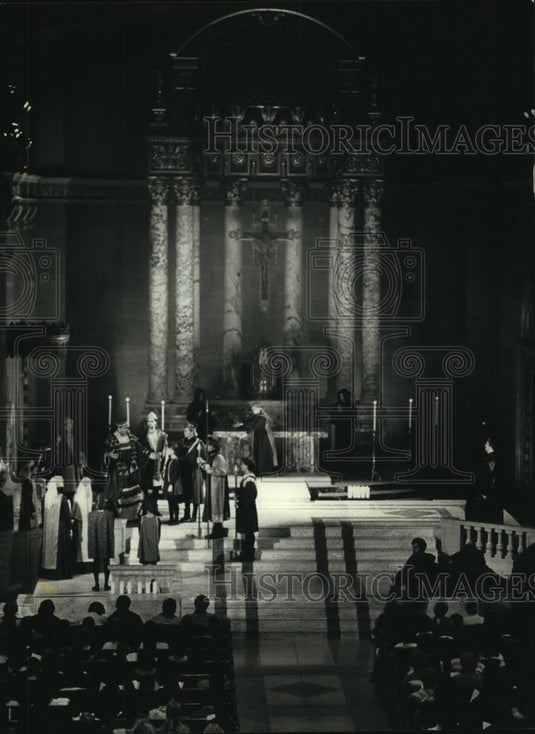 1989 Press Photo "Plays of St. Nicholas," at St. John Cathedral, - mjb94017 - Historic Images