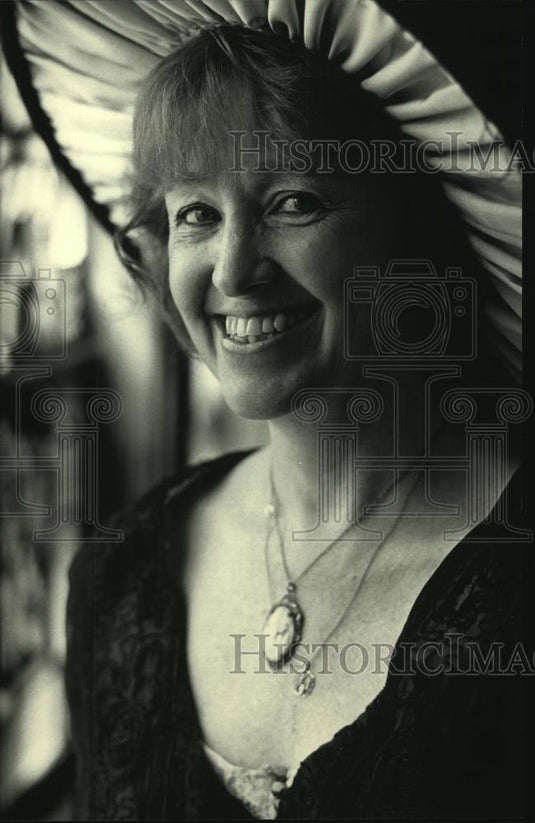 1987 Press Photo Barbara Bell at St. John's Luthern Church of Jackson - Historic Images