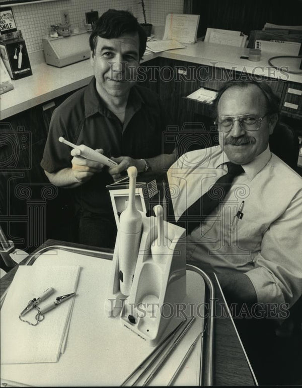 Milwaukee dentist James Bojar, Richard Shaw with ProClean2000, 1989 ...