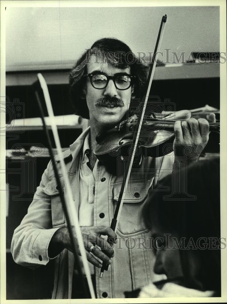 1979 Press Photo Violinist Laurence Shapiro of Milwaukee, Wisconsin - mjb94339 - Historic Images