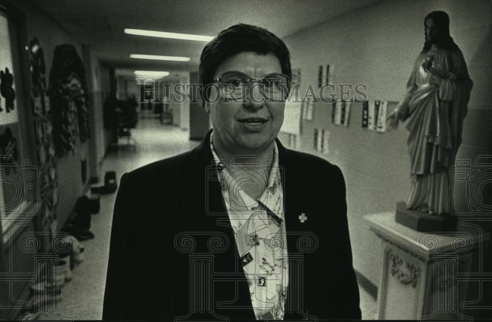 1992 Press Photo Rita Jean Schmitz - mjb94446 - Historic Images