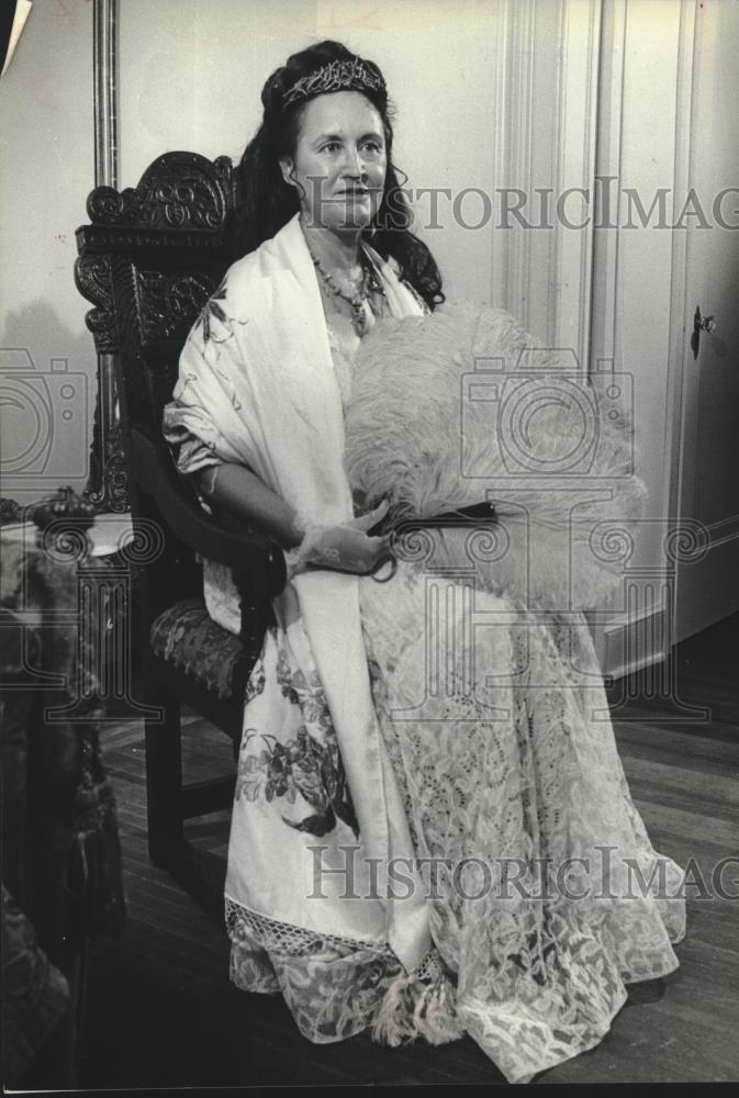 1980 Press Photo Florence Rust in period clothing, historical talk, Milwaukee - Historic Images