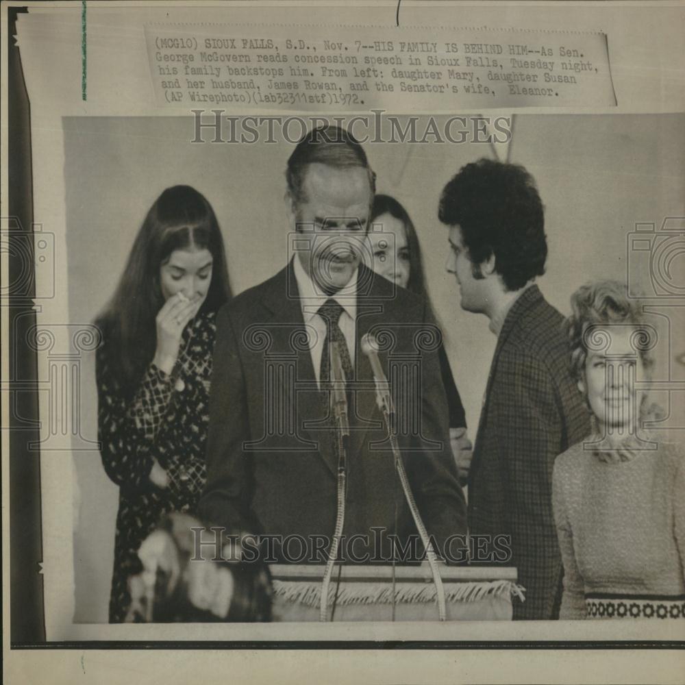 1972 Press Photo Sen. George McGovern - RRV28161 - Historic Images