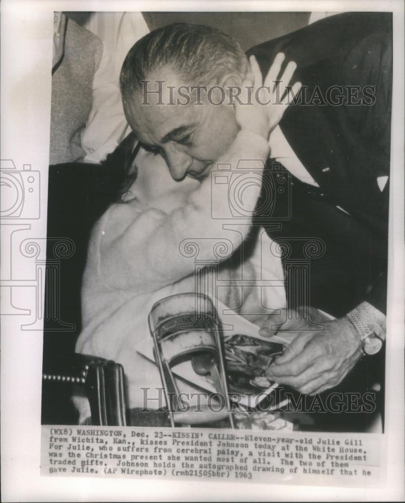 1963 Press Photo President Lyndon Johnson Julie Gill - RSA80301 - Historic Images