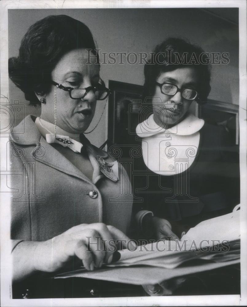 1970 Press Photo Chicago PTA New Officers Elected President Vice President - Historic Images