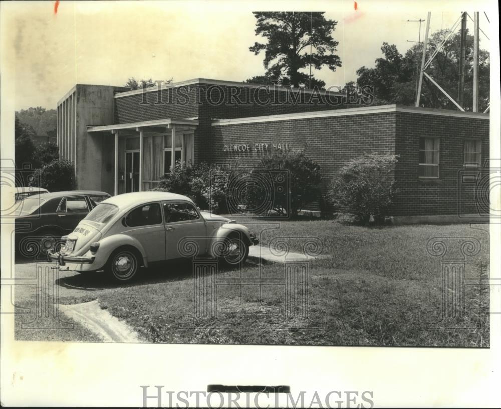 1981 Press Photo Glencoe City Hall in Alabama is in the eye of controversy - Historic Images