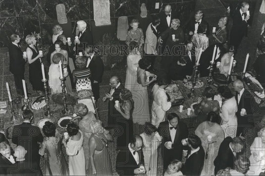 1977 Press Photo Patrons attend dinner party at Gala IV event - abna15039 - Historic Images