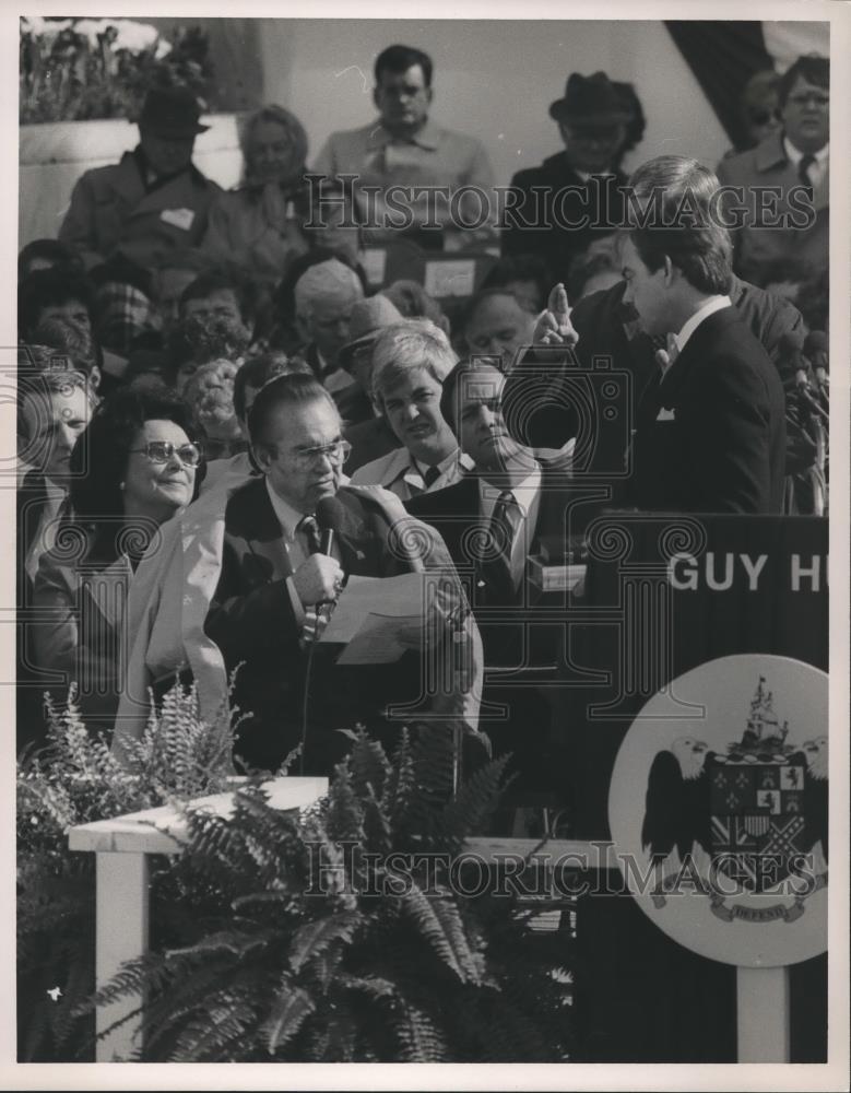Press Photo Governor George Wallace swearing in George Wallace Jr - abna17432 - Historic Images
