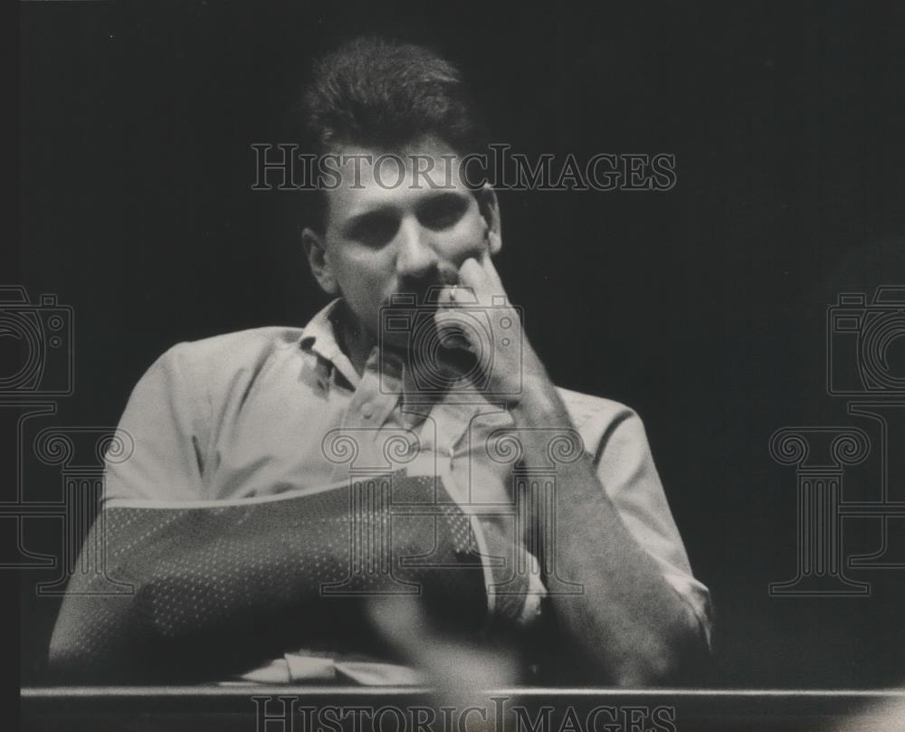 1989 Press Photo Man who shot officer Phillip Worcester, on stand, Birmingham - Historic Images