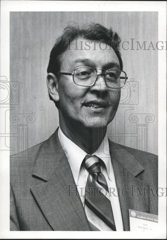1977 Press Photo Jacob A. Walker Jr., Attorney - abna19876 - Historic Images