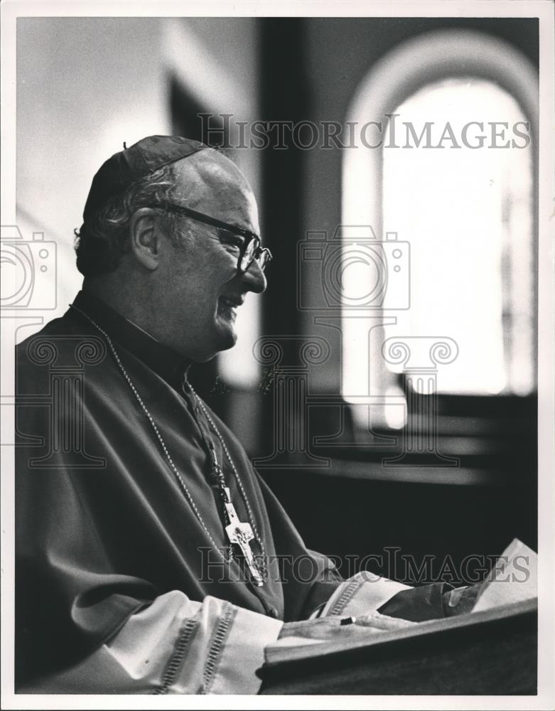1986 Press Photo Bishop Joseph Vath Speaking, Alabama - abna20134 - Historic Images