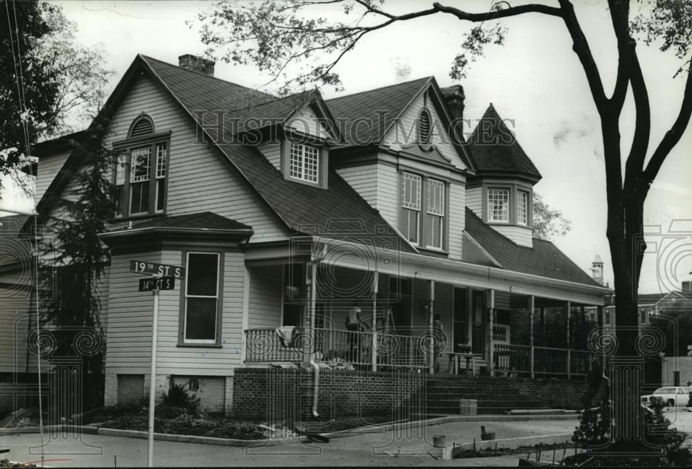 1979 Press Photo Old Estes House, Circa 1898, Under Repair, Birmingham, Alabama - Historic Images