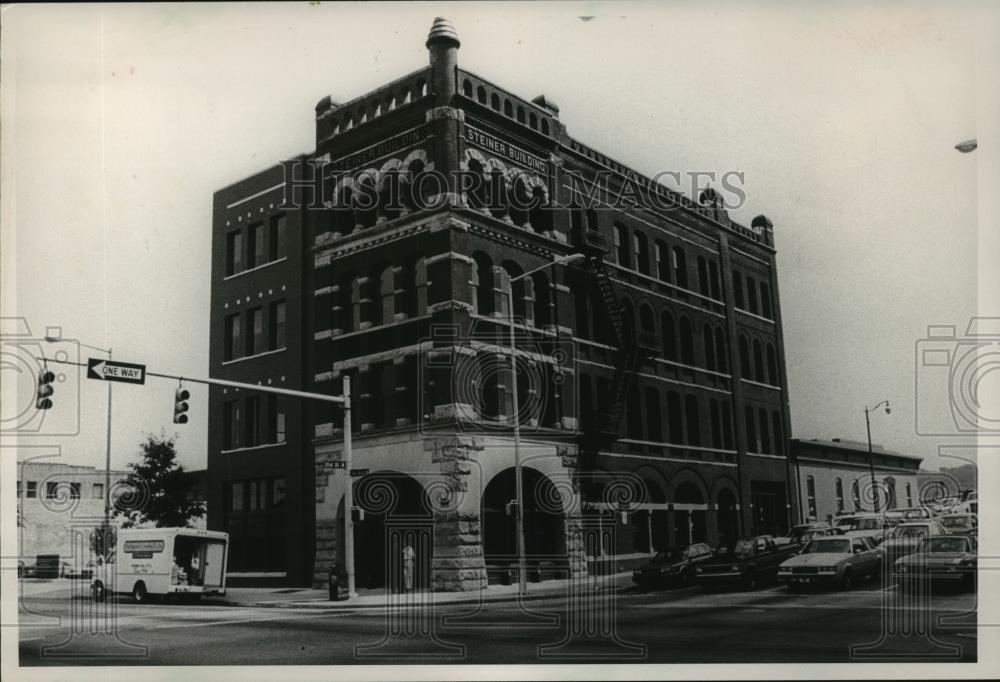 Press Photo Birmingham, Alabama Buildings: Banks: Steiner - abna20574 - Historic Images