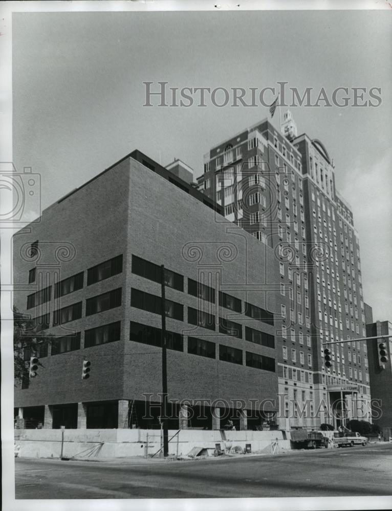 1977 Press Photo Alabama Heart Hospital &amp; University Hospital, Birmingham, AL - Historic Images