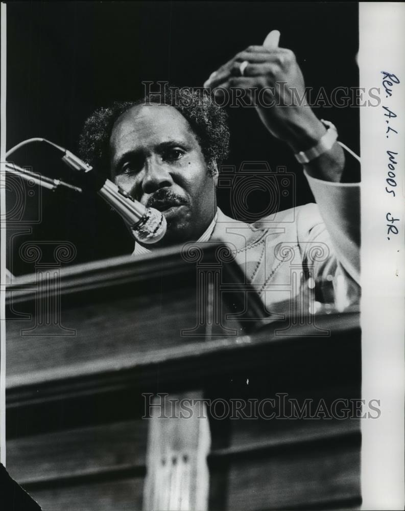 1978 Press Photo Rev. A. L. Woods preaches at 16th Street Baptist, Birmingham - Historic Images