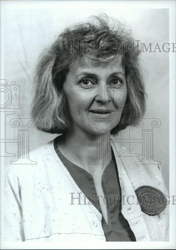 1992 Press Photo Elizabeth Tumlin, RN - abna21062 - Historic Images