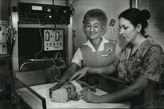 1979 Press Photo Baby with Breathing Problems, Baptist Montclair Hospital, AL - Historic Images