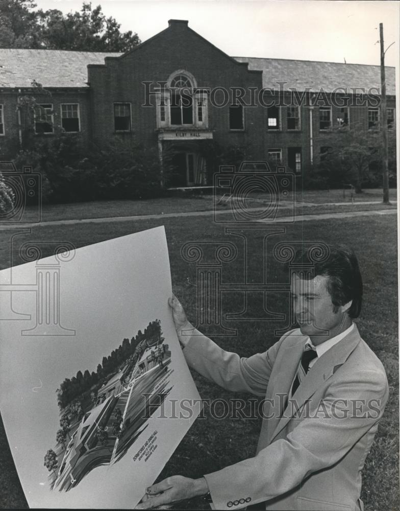 1983 Press Photo Department of Youth Services - Dr. Linwood Booth, Director - Historic Images