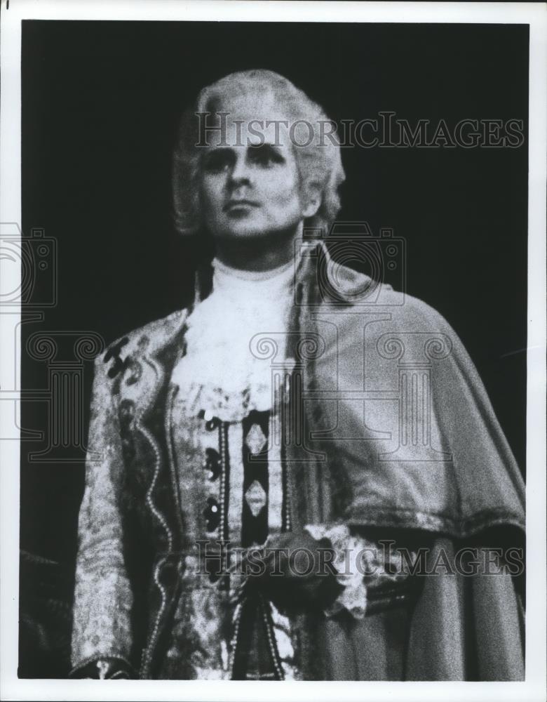 1984 Press Photo Gene Bullard as Gustav III in "Un Ballo in Maschera", Ohio - Historic Images