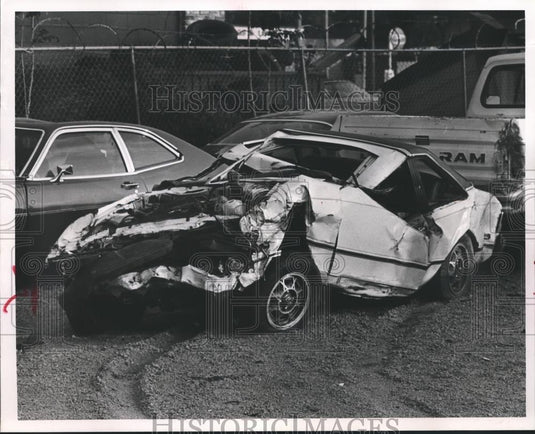 1987 Press Photo Car of Michelle Boley in Jim Smith's Wrecker Service, Alabama - Historic Images