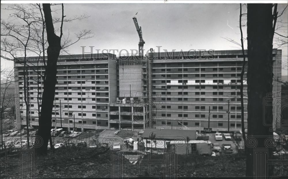 1983 Press Photo Birmingham, Alabama Mount Royal Towers Retirement Homes - Historic Images