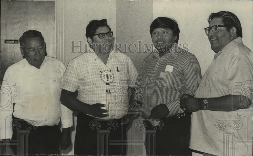 Press Photo Houston Bull, Choctaw School Board, with others, Alabama - Historic Images