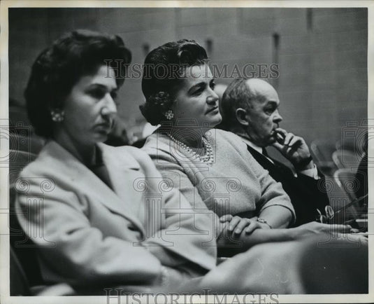 Press Photo Parents Get Orientation - Mrs. Ed La Grove, Mr. & Mrs. Tom M. Brown - Historic Images