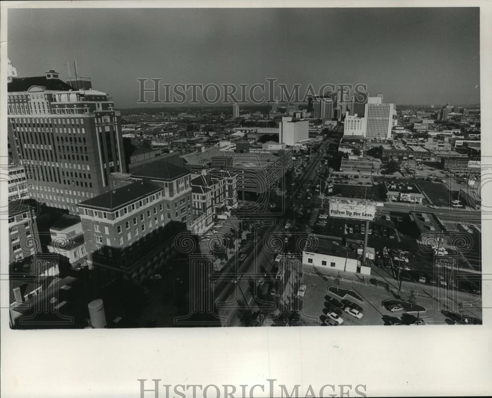 1988 Press Photo View along Main street, site of new medical clinic, Birmingham - Historic Images