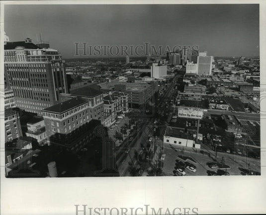 1988 Press Photo View along Main street, site of new medical clinic, Birmingham - Historic Images