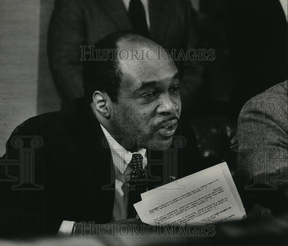 1984 Press Photo Jeff Germany City Council at Birmingham Civic Center - Historic Images