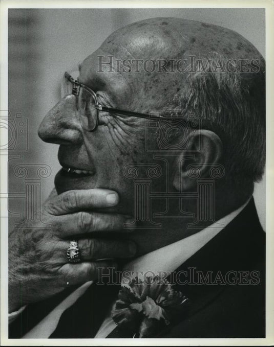 1982 Press Photo Pat Vacca, Tenant - abna23767 - Historic Images