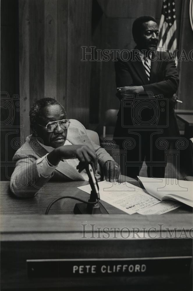 1983 Press Photo Birmingham City Council Candidates Roosevelt Bell, Other - Historic Images