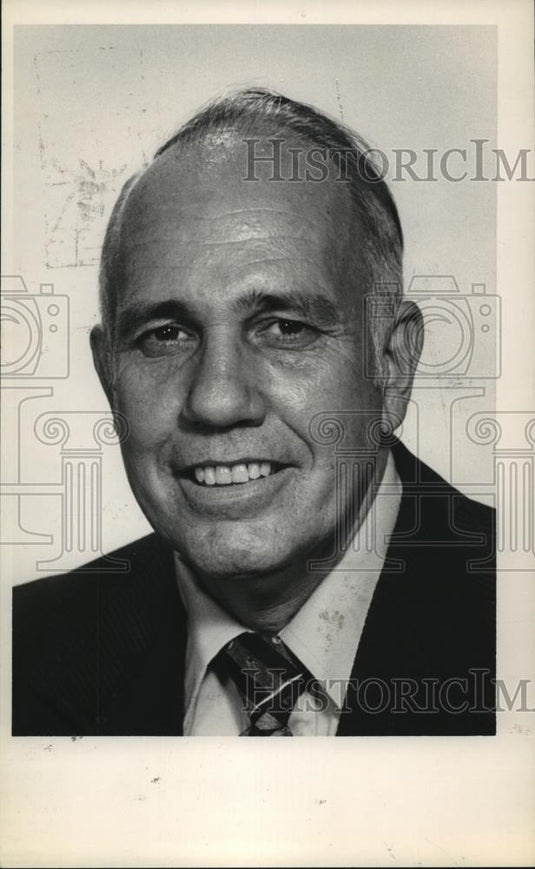 1982 Press Photo Candidate for Jefferson County Tax Accessor J. D. Chambliss - Historic Images