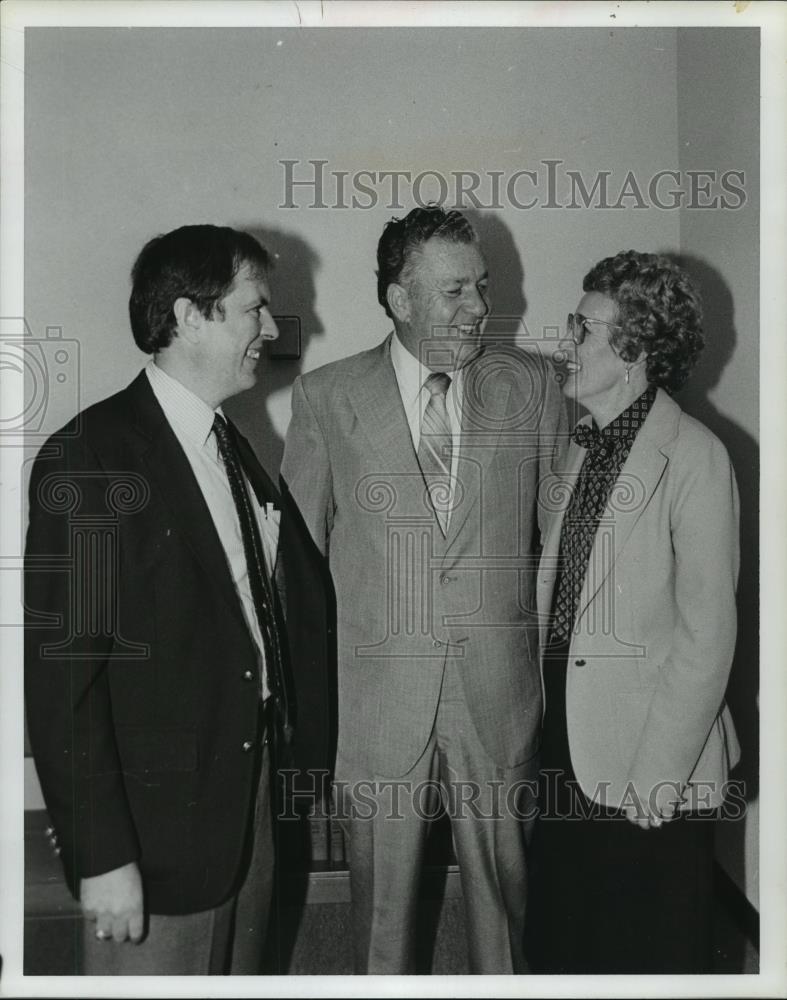 1982 Press Photo Houston County Sheriff A. P. Clark, Bill Baxley, wife Runell - Historic Images