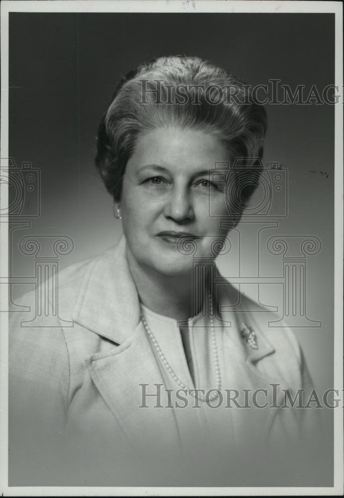 1982 Press Photo Dr. Dorothy Chambers, Educator, Alabama - abna24152 - Historic Images