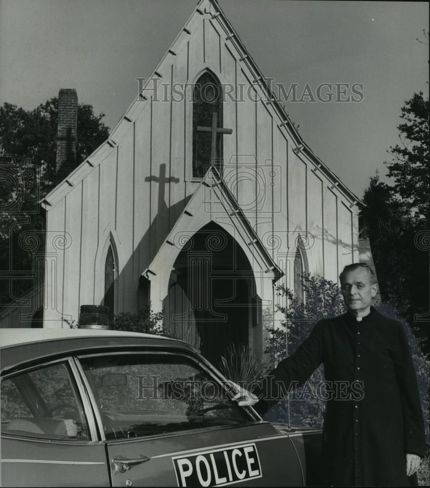 1976 Press Photo Reverend Edward Cate, Minister and Policeman, Gainesville, AL - Historic Images