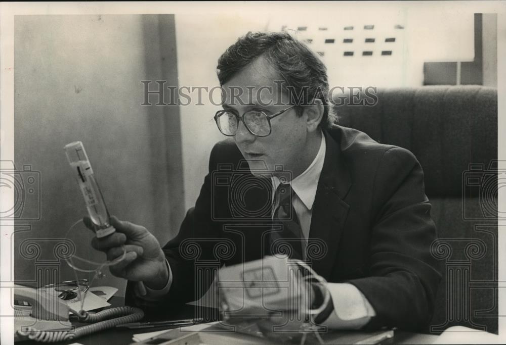 1985 Press Photo James Cantrell, Colorectal Cancer Doctor - abna24447 - Historic Images