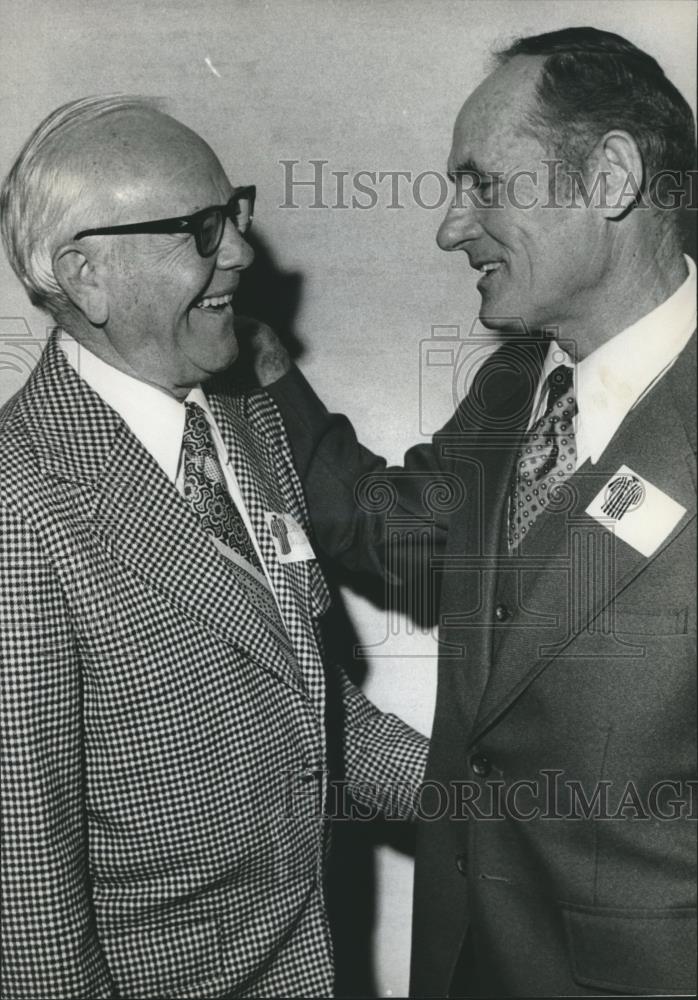 1978 Press Photo Les Waller of Birmingham Football Officials Association - Historic Images