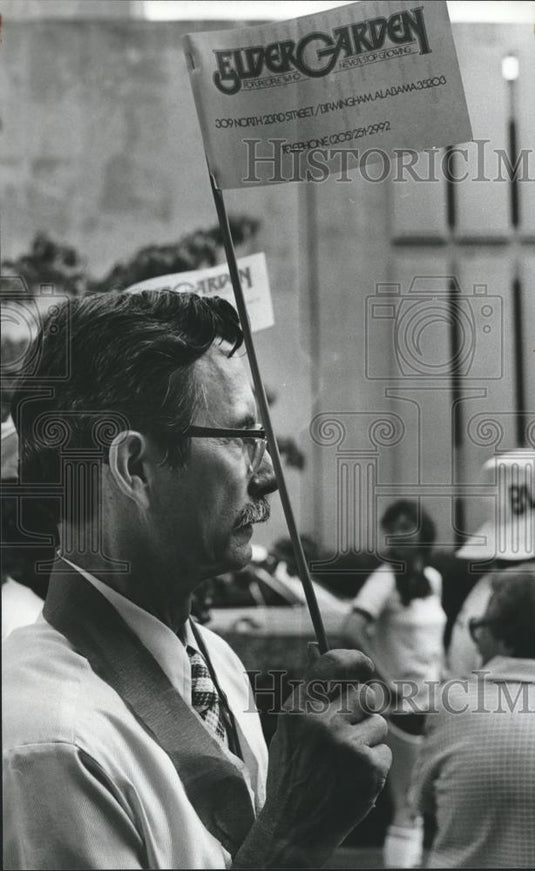 1980 Press Photo Eldergarden Joseph Jones, Birmingham's "C'mon Down" celebration - Historic Images